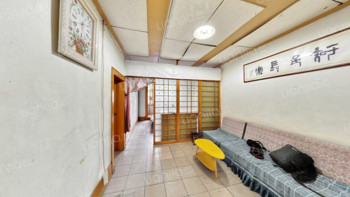 车辆厂七宿舍二手房实景图