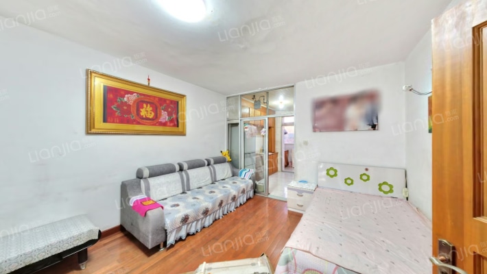 铁成小区二手房实景图