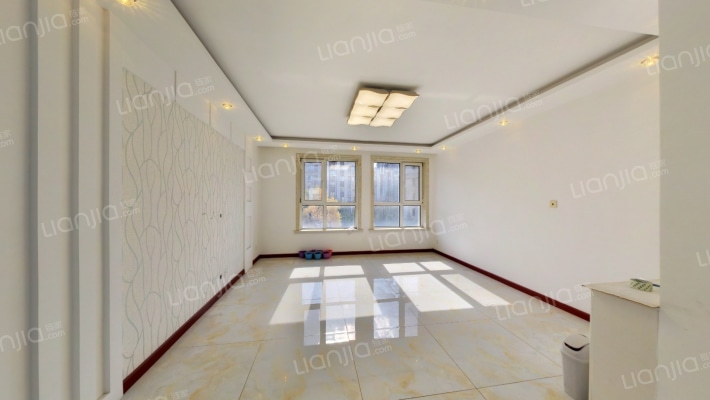 卢浮公馆二手房实景图