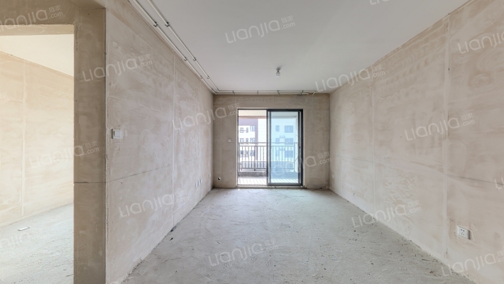 弘润嘉苑二手房实景图