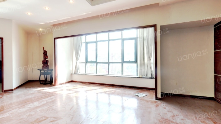 中央帝景二手房实景图