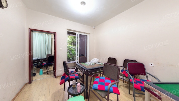 炜岸城一期二手房实景图