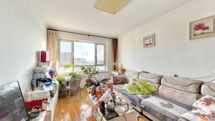 怡馨华庭二手房实景图