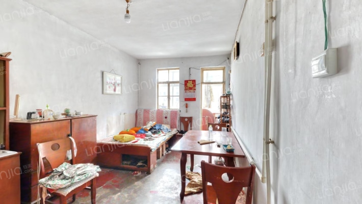 南辛庄西路4-9号二手房实景图