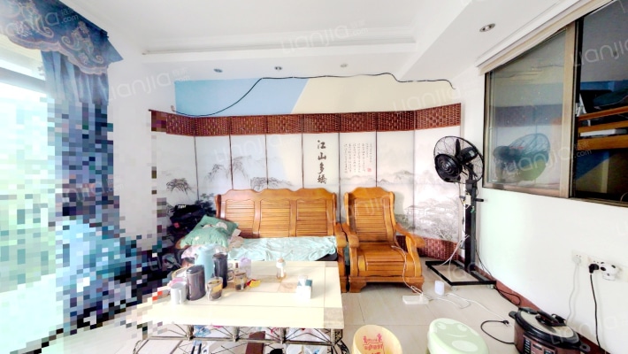 御湖苑二手房实景图