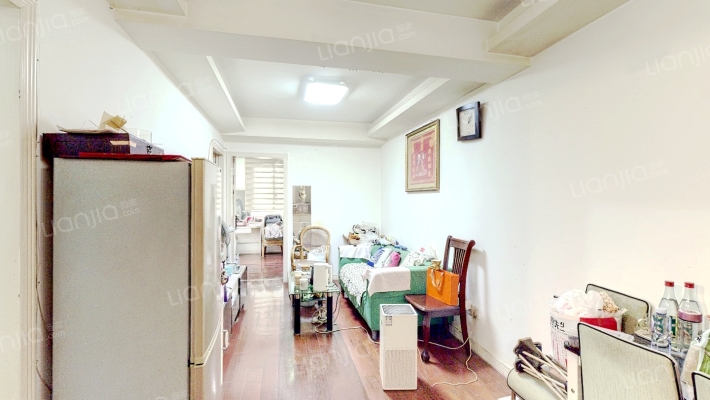 控江路1209号二手房实景图