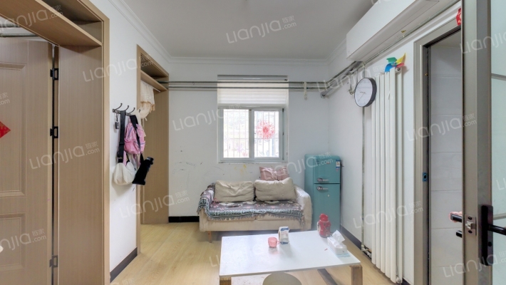 西工房二手房实景图