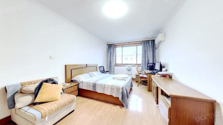 淞兴路305弄二手房实景图