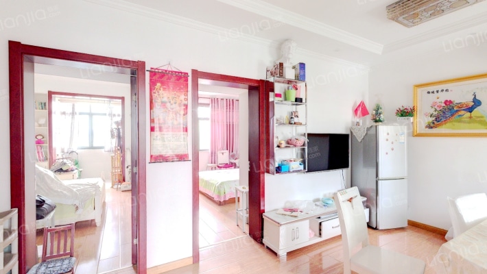 百货新村二手房实景图