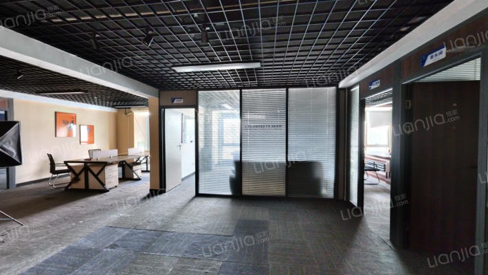 德思勤城市广场二手房实景图