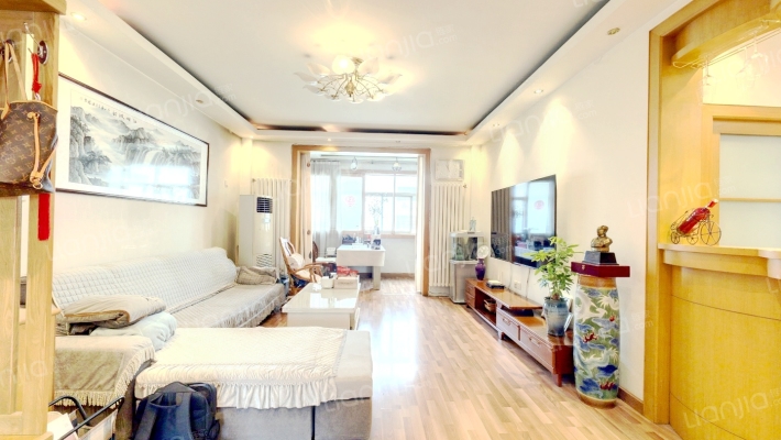 人和路5号院二手房实景图