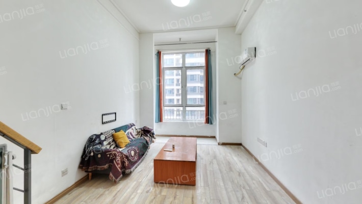 保利爱尚里二手房实景图