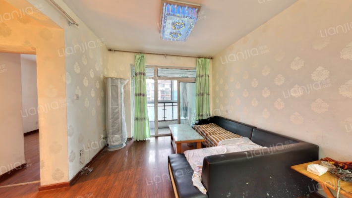 上游小区南区二手房实景图