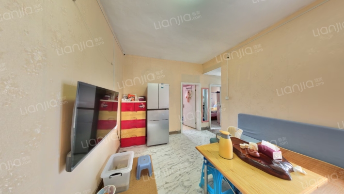 育新街二手房实景图