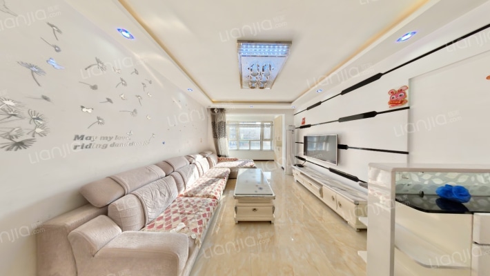 步阳江南甲第四期二手房实景图