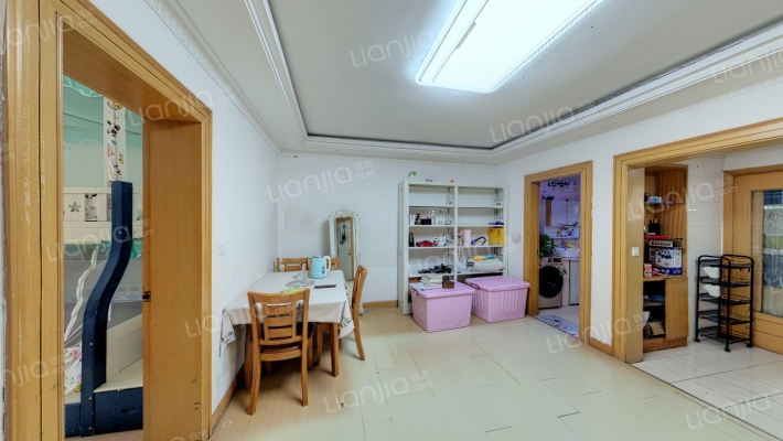 标准花园二手房实景图