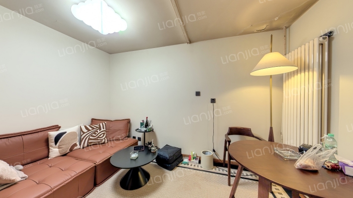 日月东华二手房实景图