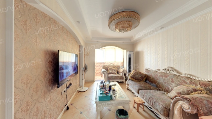 跃龙小苑二手房实景图