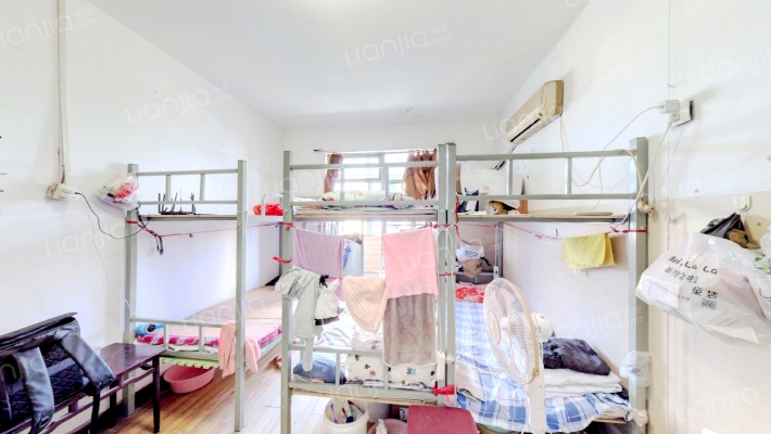 敬重里二手房实景图