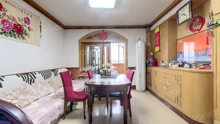 新兴名园二手房实景图