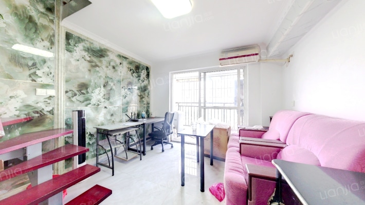 美林雅苑二手房实景图