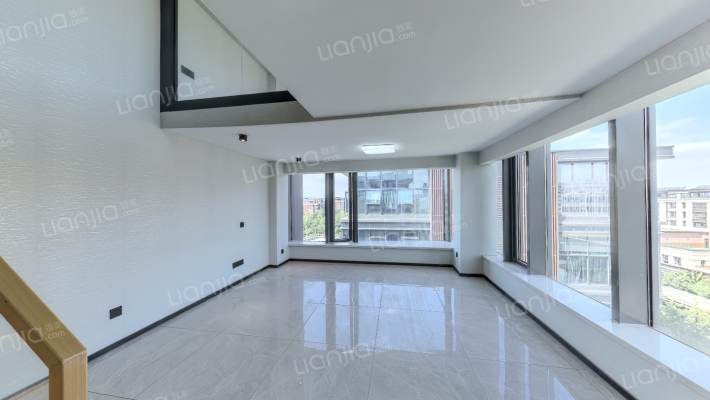 升龙江岛时代二手房实景图