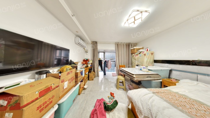 中天会展城B区金融商务区二手房实景图