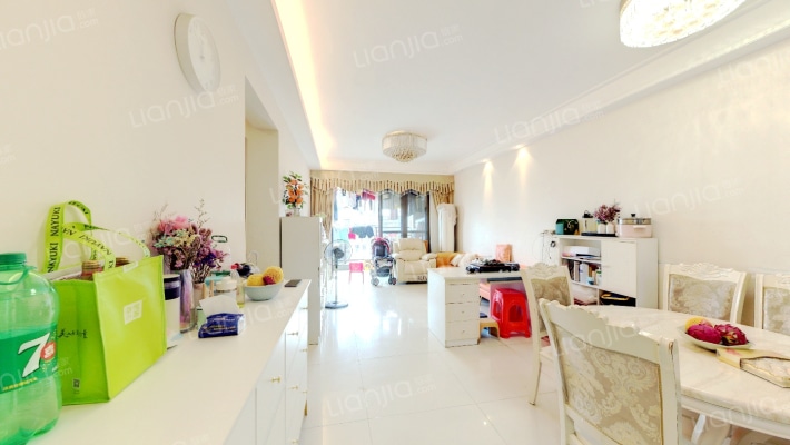 保利林语花园二手房实景图