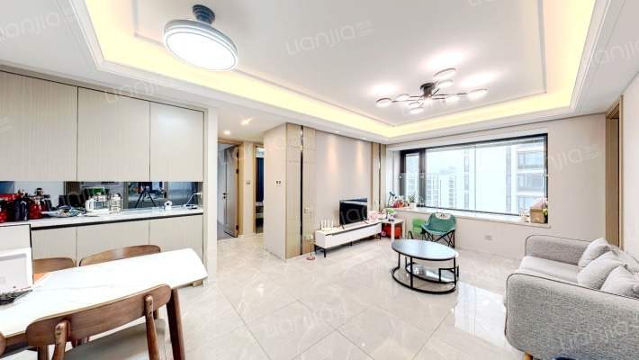 春月江澜湾二手房实景图