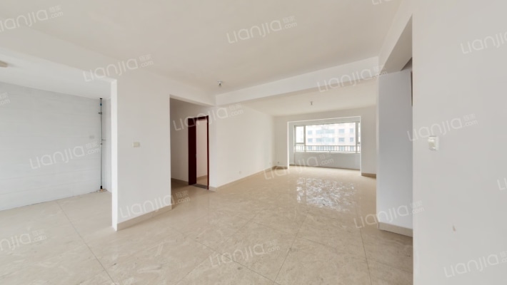 市政嘉苑 二手房实景图