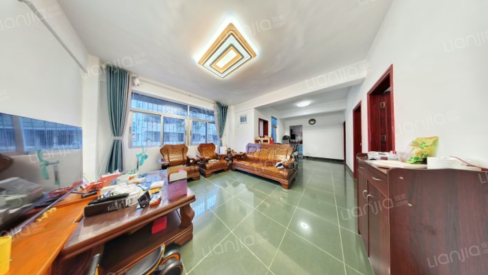 海南监测台宿舍二手房实景图