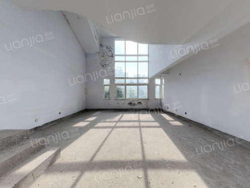 整租·新东福花园 6室2厅 跃层 南