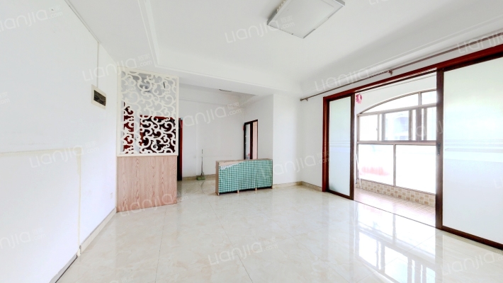 友邦皇家公馆二手房实景图