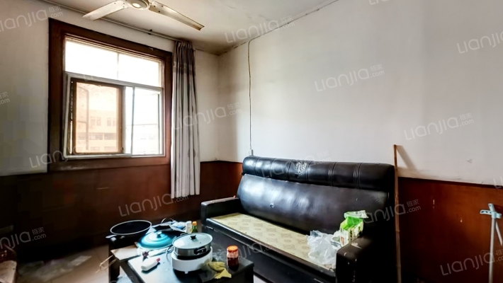 八一路人事局家属楼二手房实景图