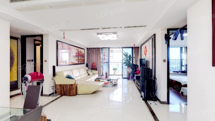 鹅潭湾二手房实景图