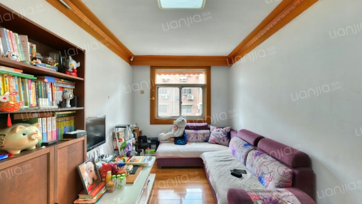 新亭路182号二手房实景图