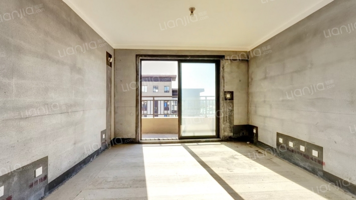 建业城南院二手房实景图