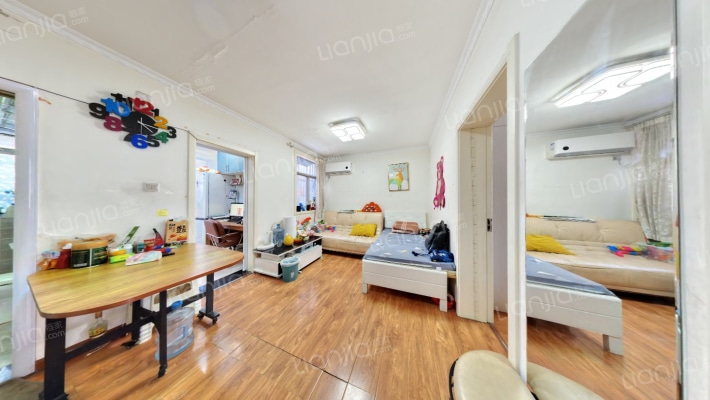 金桥二手房实景图