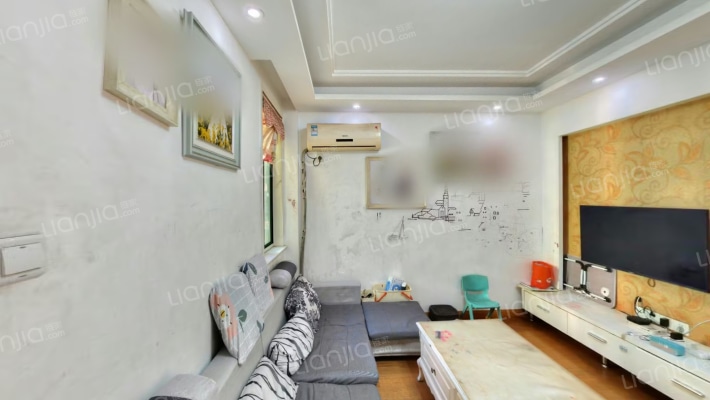 逸嘉新园南区二手房实景图