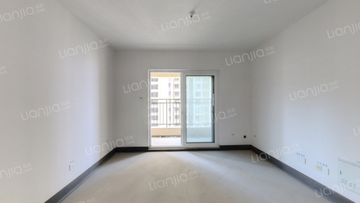 世茂新界二手房实景图