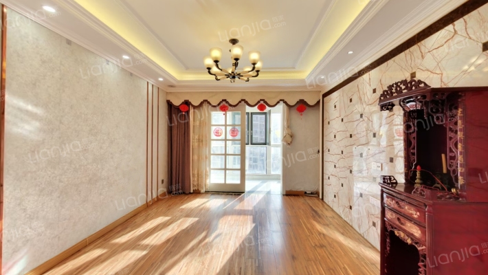 皇家花园二手房实景图