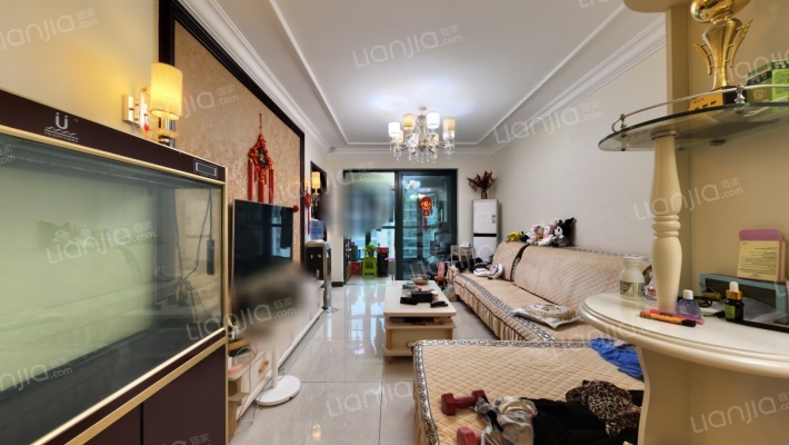 恒大绿洲三期二手房实景图