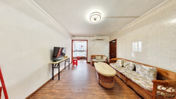 源兴居二手房实景图