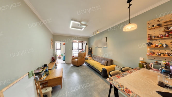 荣民宫园美岸二手房实景图