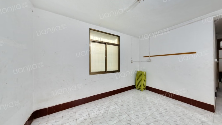 中医院集资楼二手房实景图