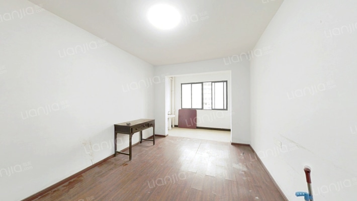 恒隆广场二手房实景图