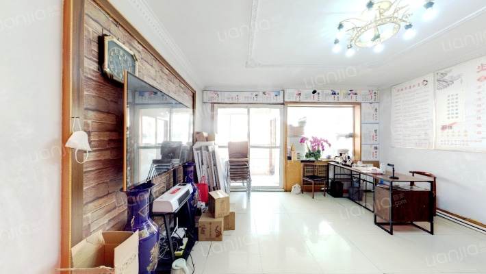 银静花园二手房实景图