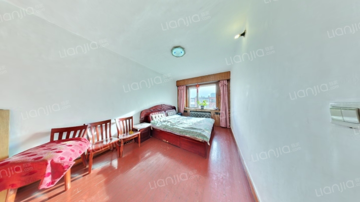 体校家属楼二手房实景图