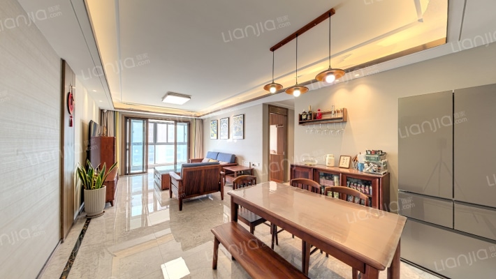 中南银城樾府二手房实景图