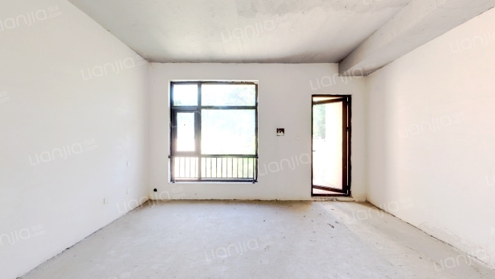 牛驼温泉孔雀城梦泉苑二手房实景图